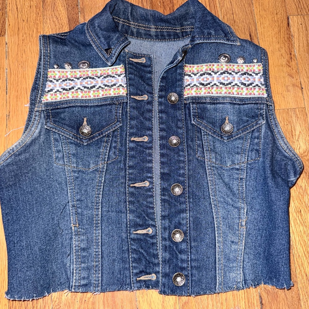 Denim Embroidered Crop Vest - Blue
